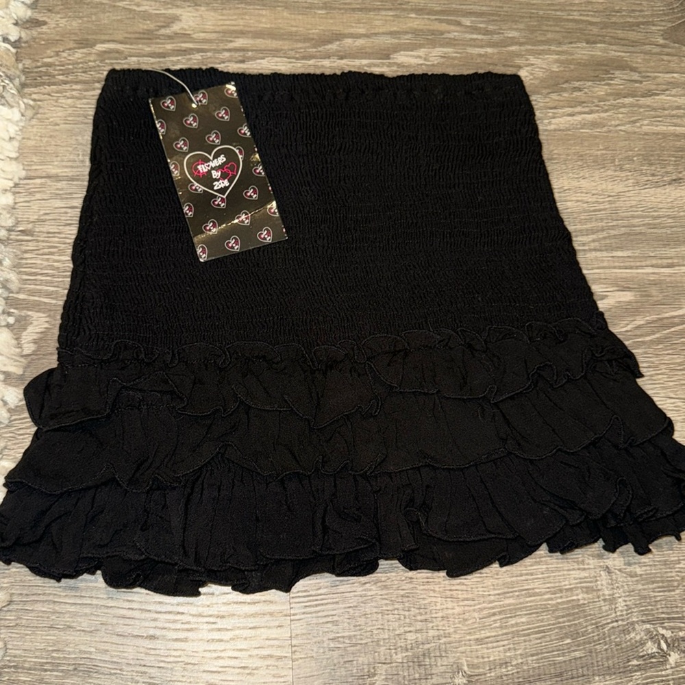 Girl’s stretch skirt, Size S, brand new never worn with tags